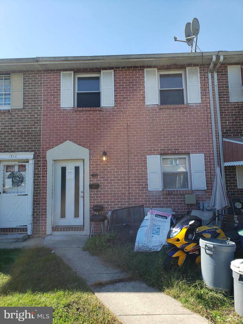 1514 Clifton Avenue - Photo 1