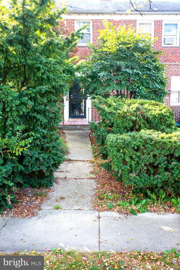1143 Elbank Avenue - Photo 1