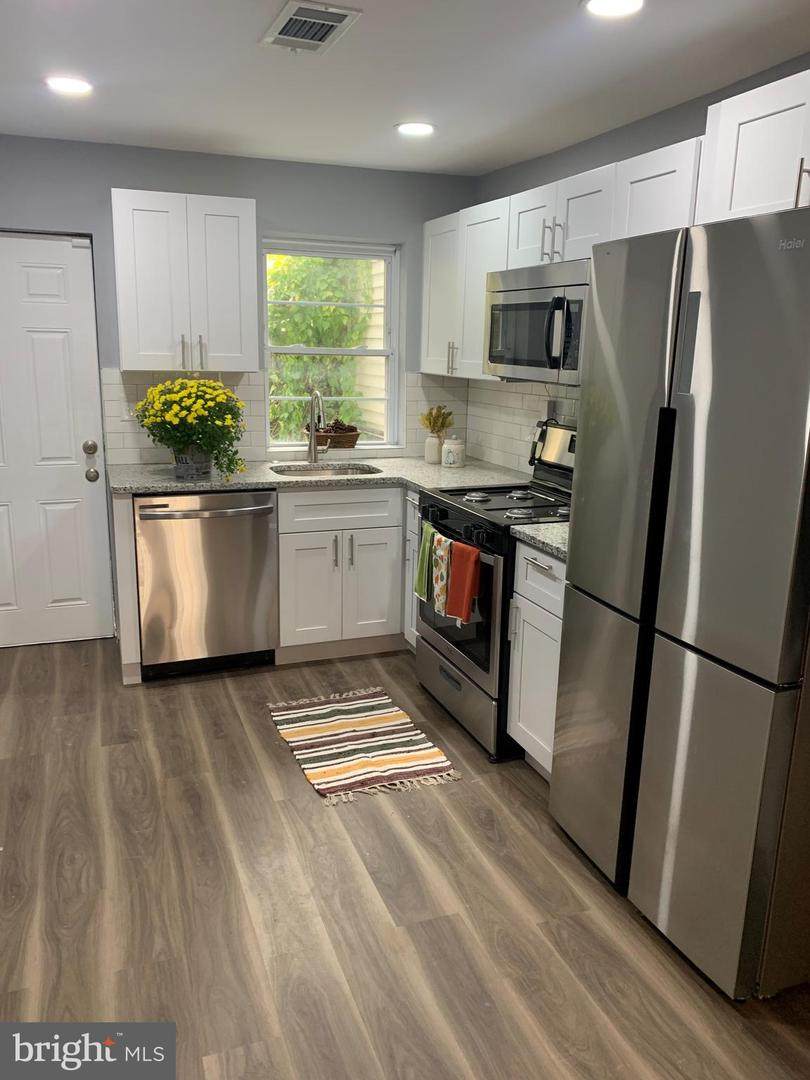 2632 Silver Street - Photo 1