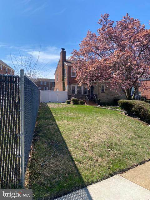 604 Chapel Gate Lane - Photo 1