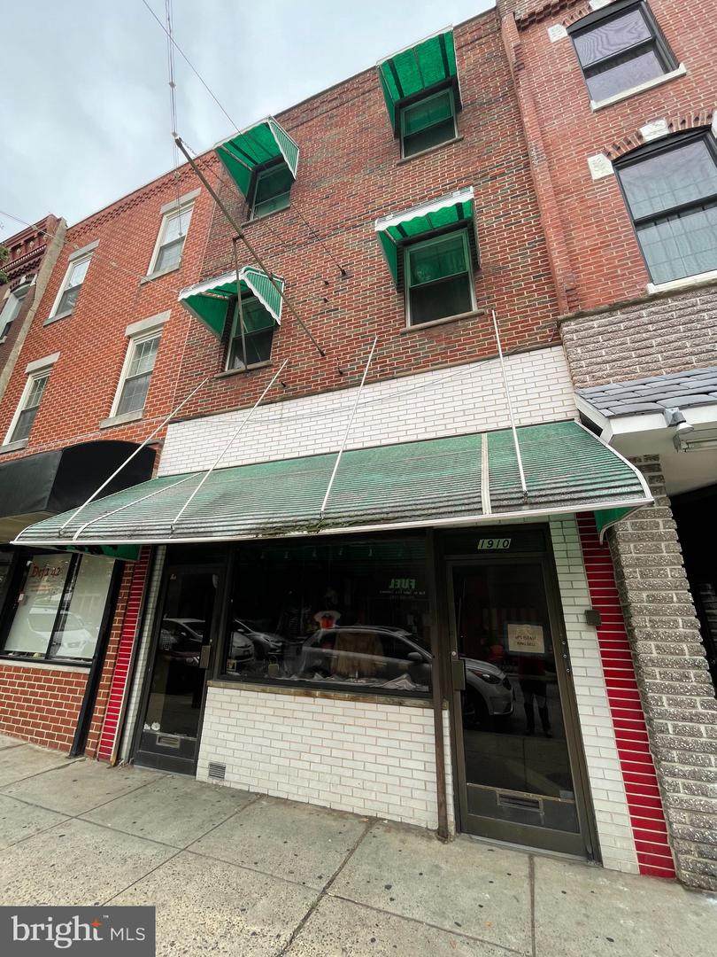 1910 Passyunk Avenue - Photo 1