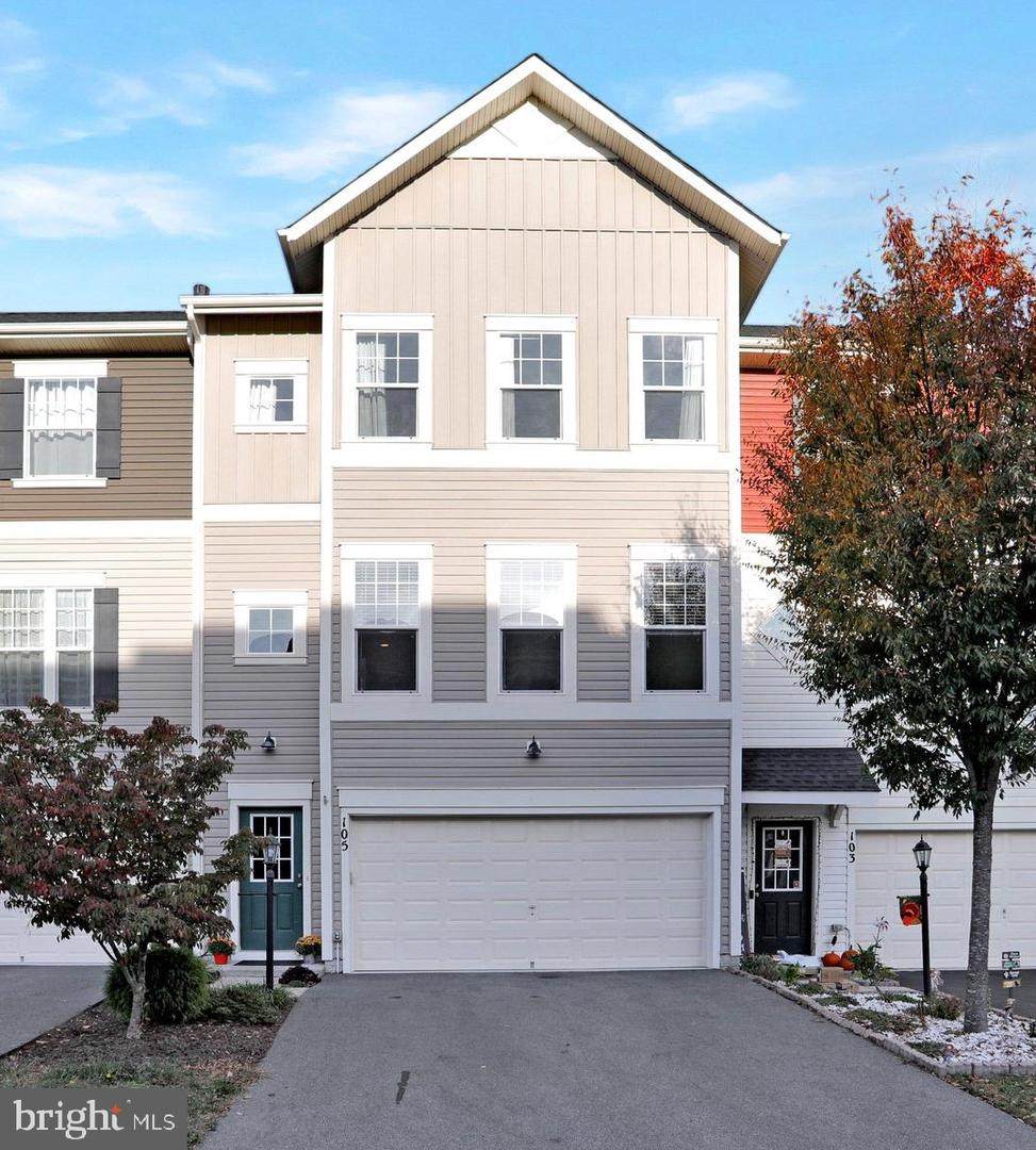 105 Dresden Court - Photo 1