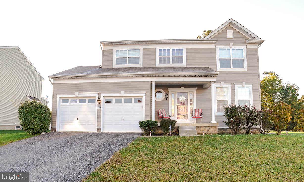 47345 Greenway Street - Photo 1