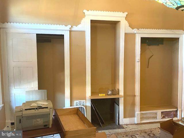 2516 Master Street - Photo 1