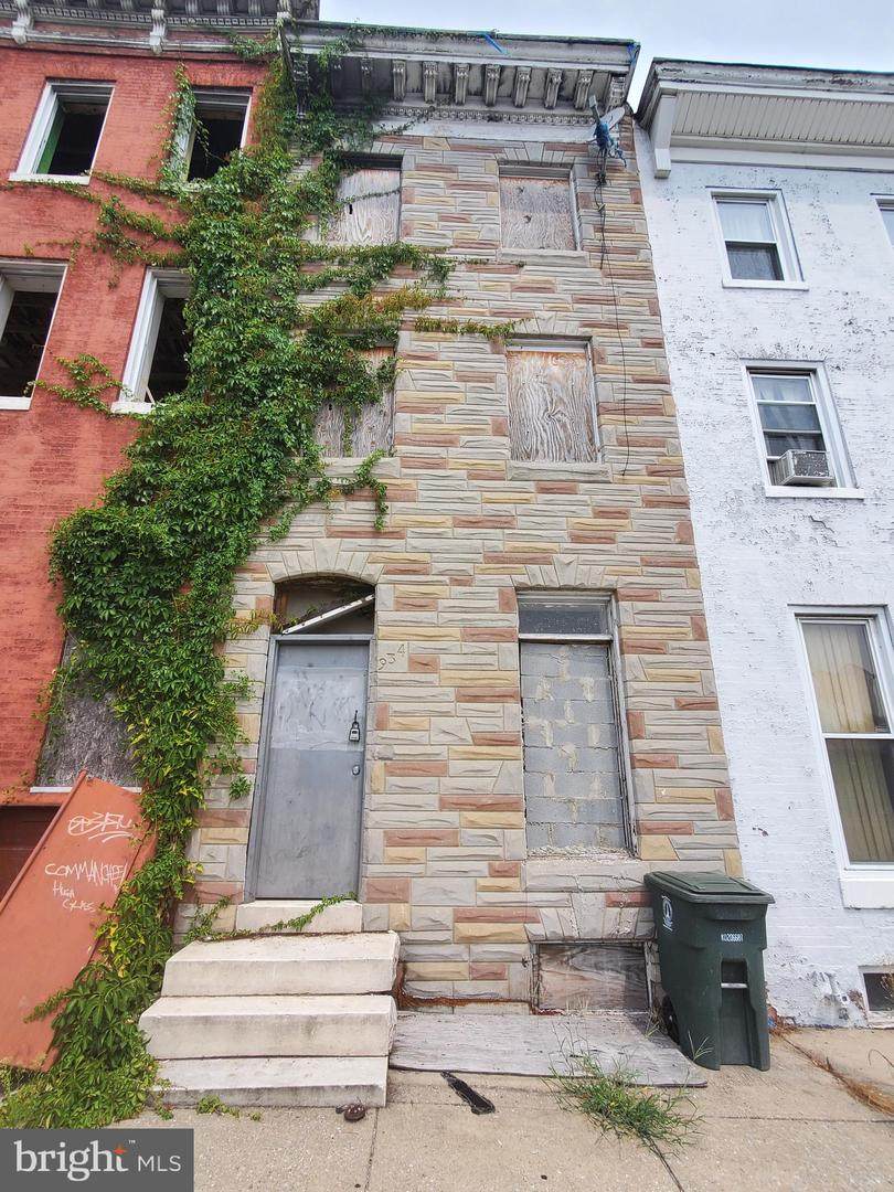 934 Franklin Street - Photo 1