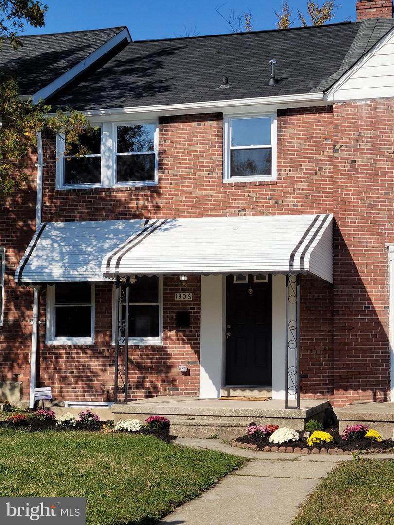 1306 Pentwood Road - Photo 1