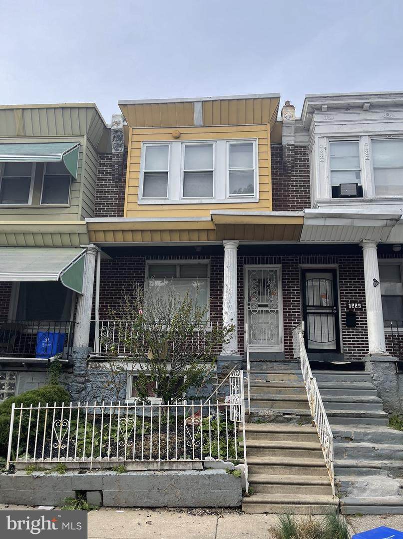 1223 Stafford Street - Photo 1