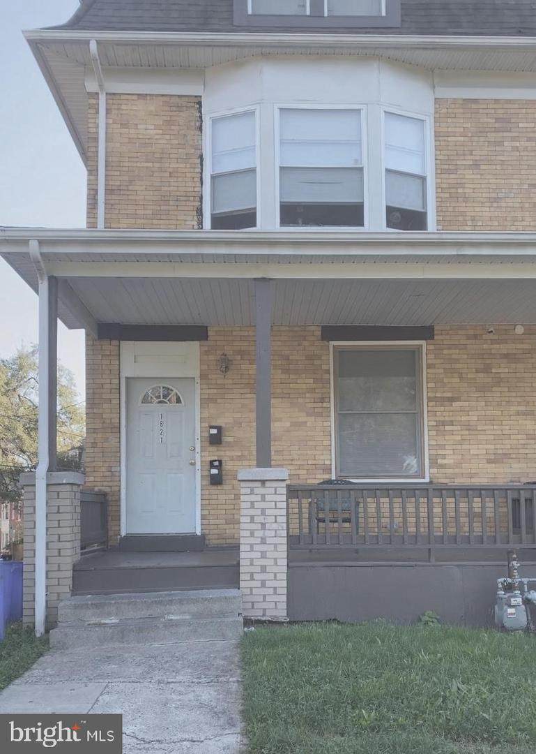 1821 Whitehall Street - Photo 1