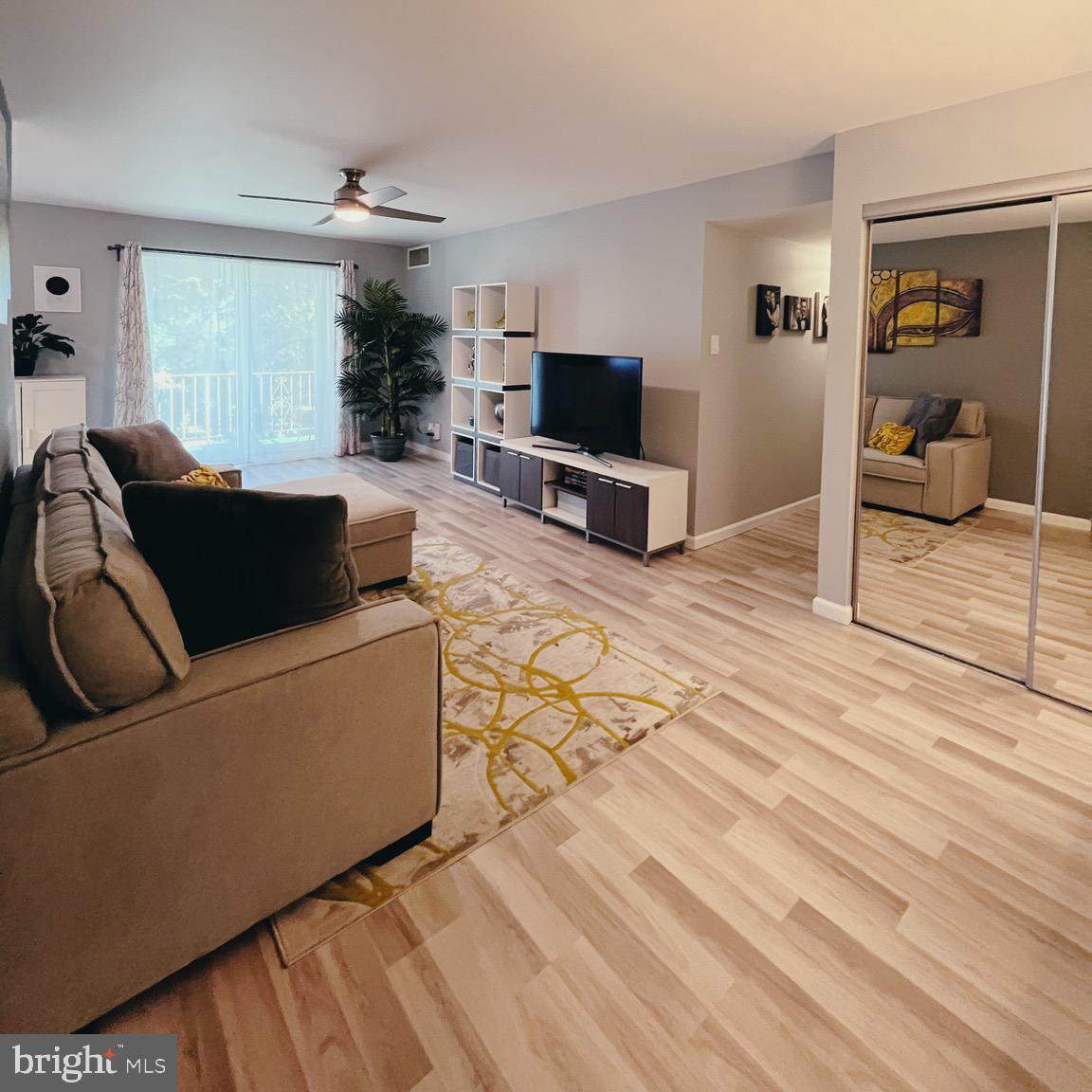 300 Byberry Road - Photo 1