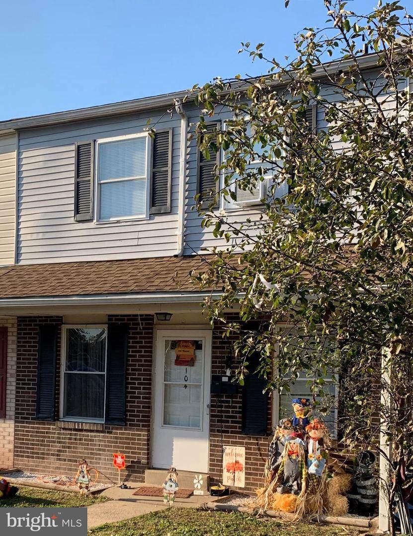 104 Washington Court - Photo 1