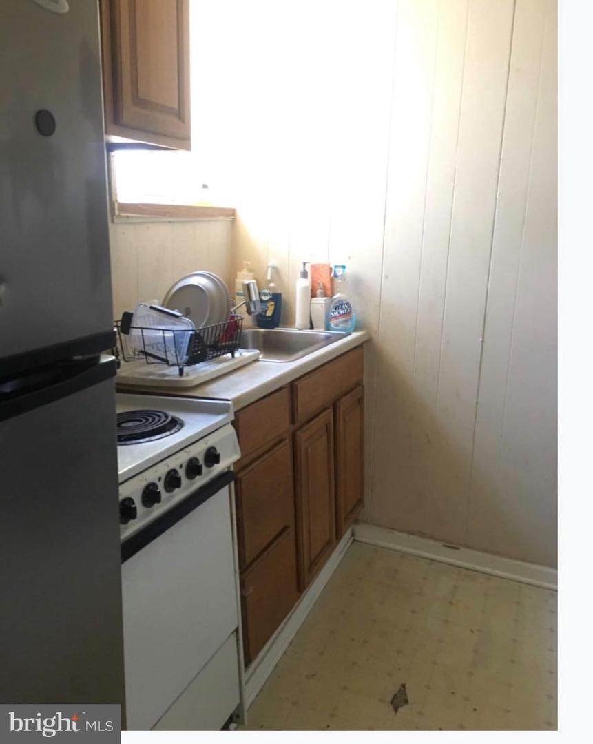 2538 7TH Street - Photo 1