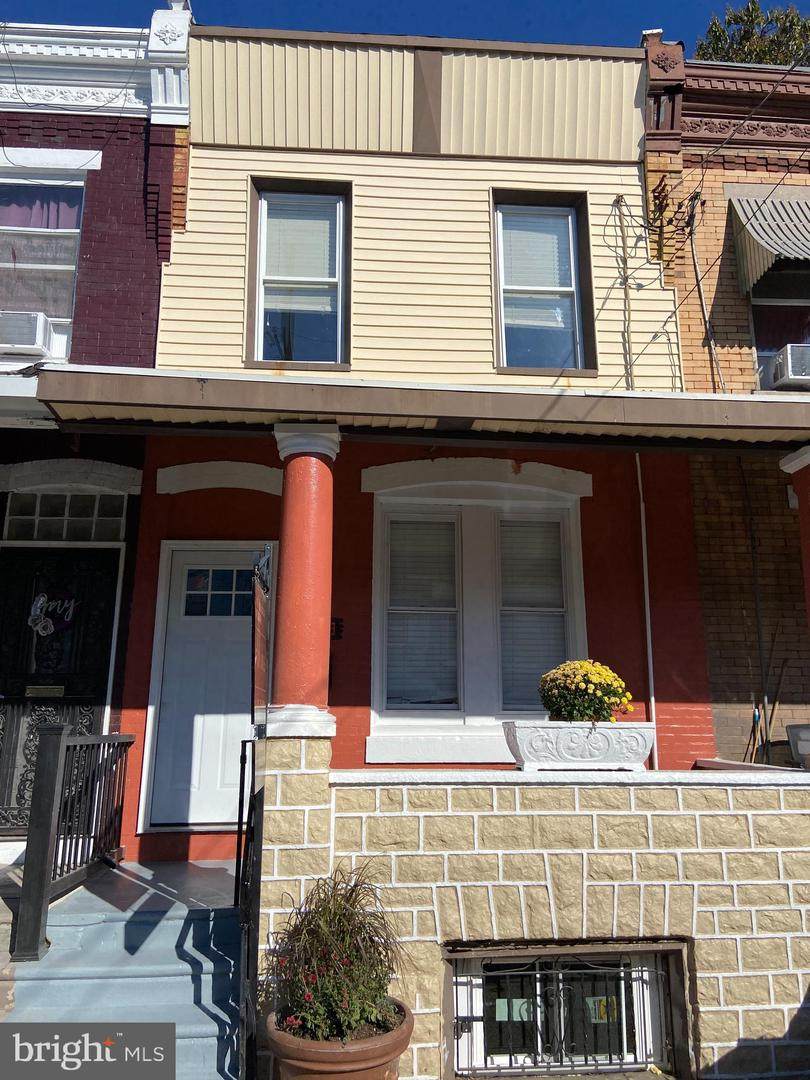 2013 Indiana Avenue - Photo 1