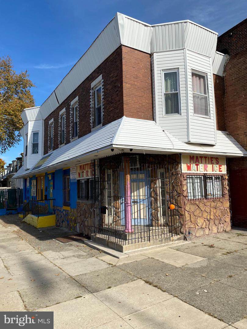 5643 Spruce Street - Photo 1