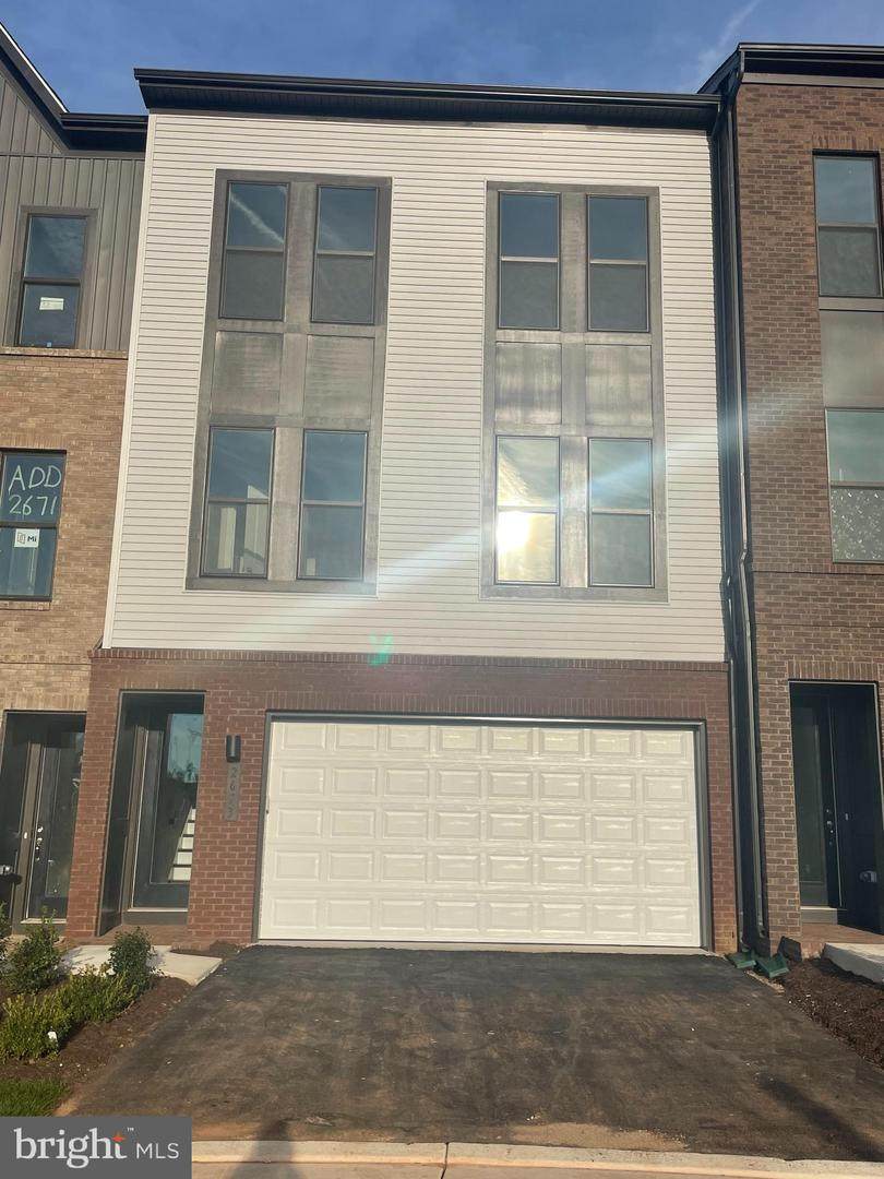 2673 Jetstream Rd - Photo 1