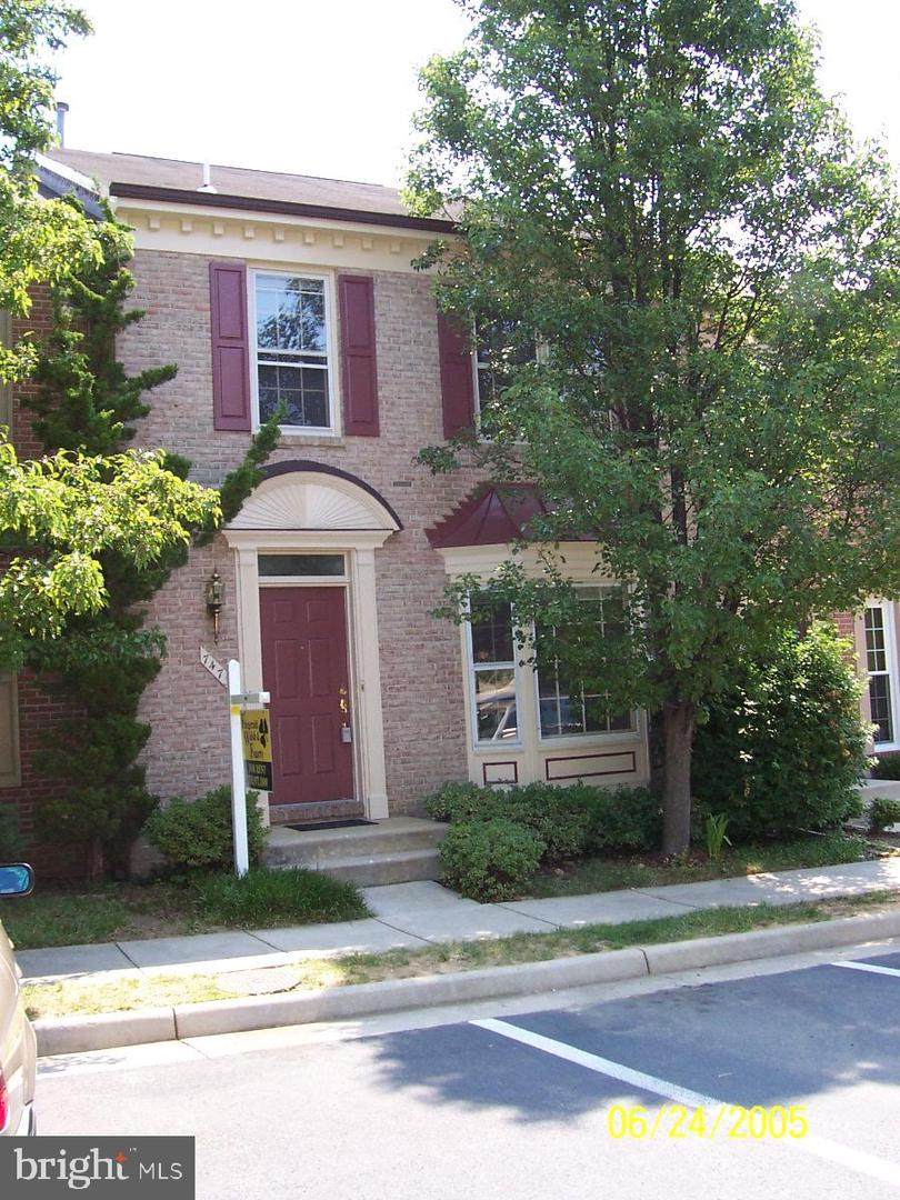 7473 Collins Meade Way - Photo 1