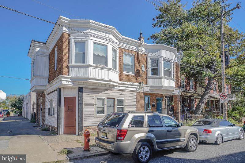 4901 Unruh Avenue - Photo 1