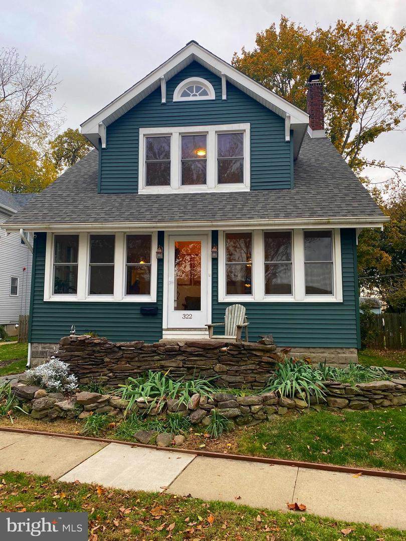 322 Riverview Avenue - Photo 1