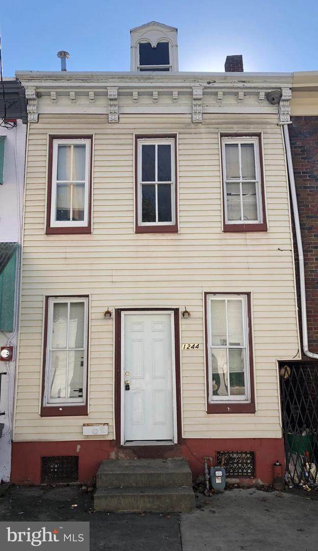 1244 Muhlenberg Street - Photo 1