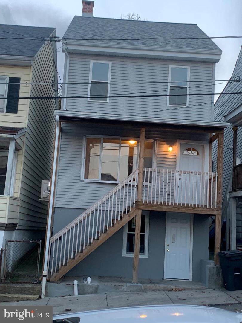 142 Broad Street - Photo 1