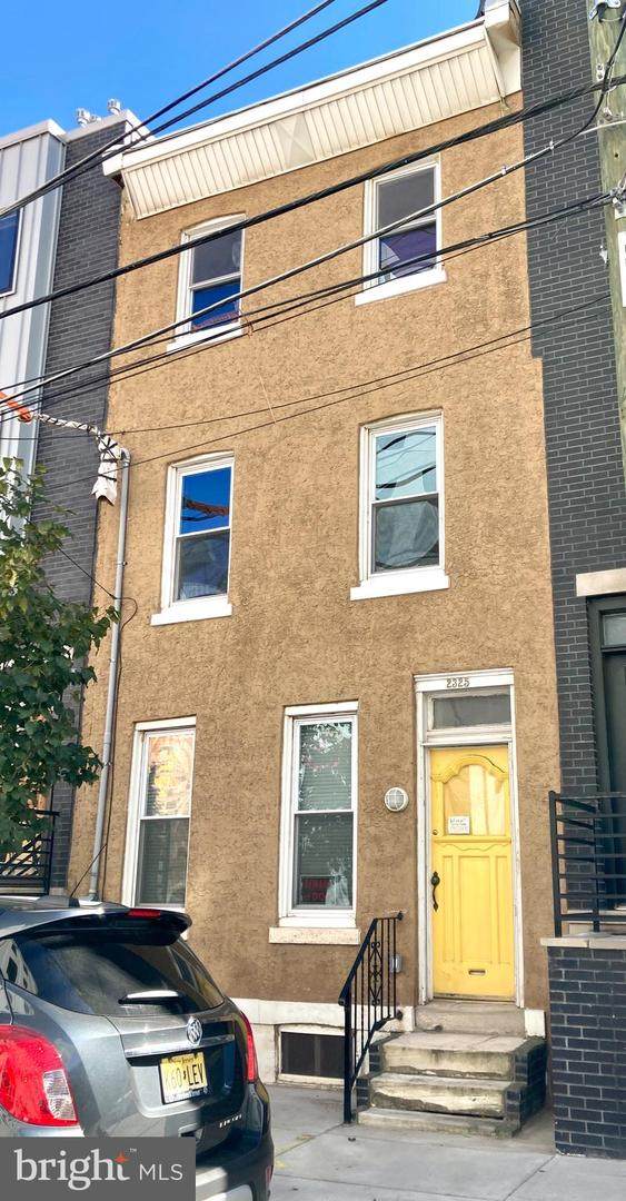2325 Jasper Street - Photo 1