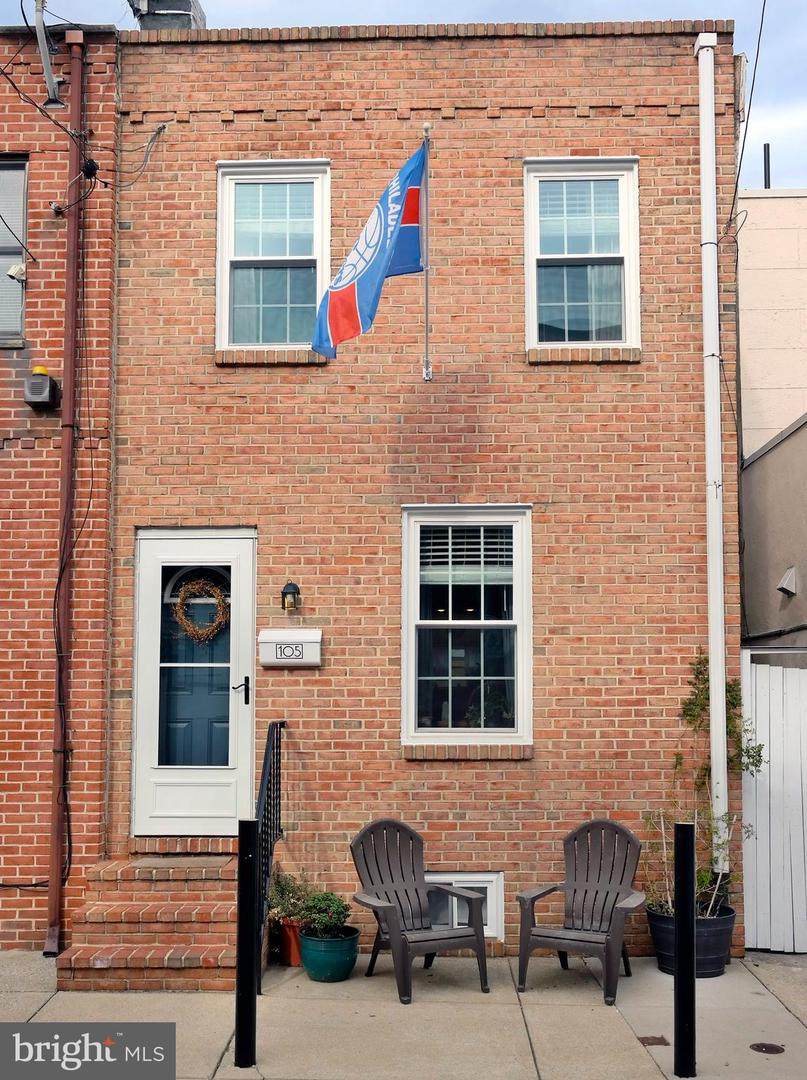 105 Mountain Street - Photo 1