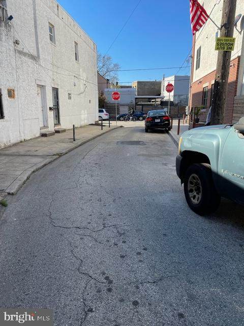 542 Tree Street - Photo 1