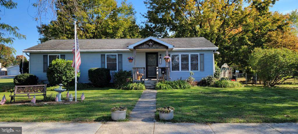 450 Wood Street - Photo 1