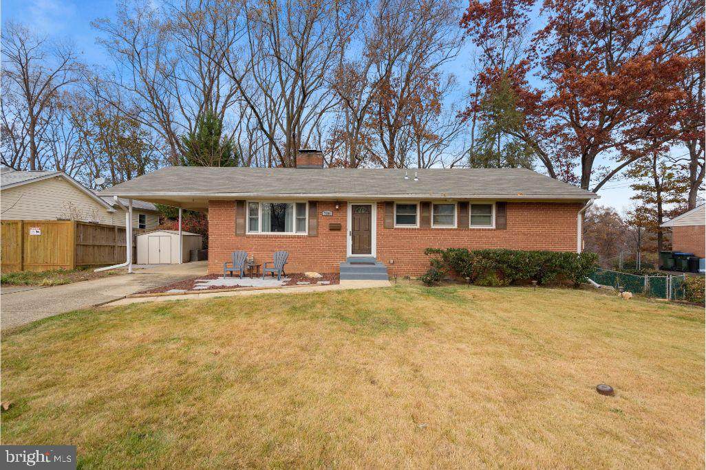 7604 Hamlet Street - Photo 1