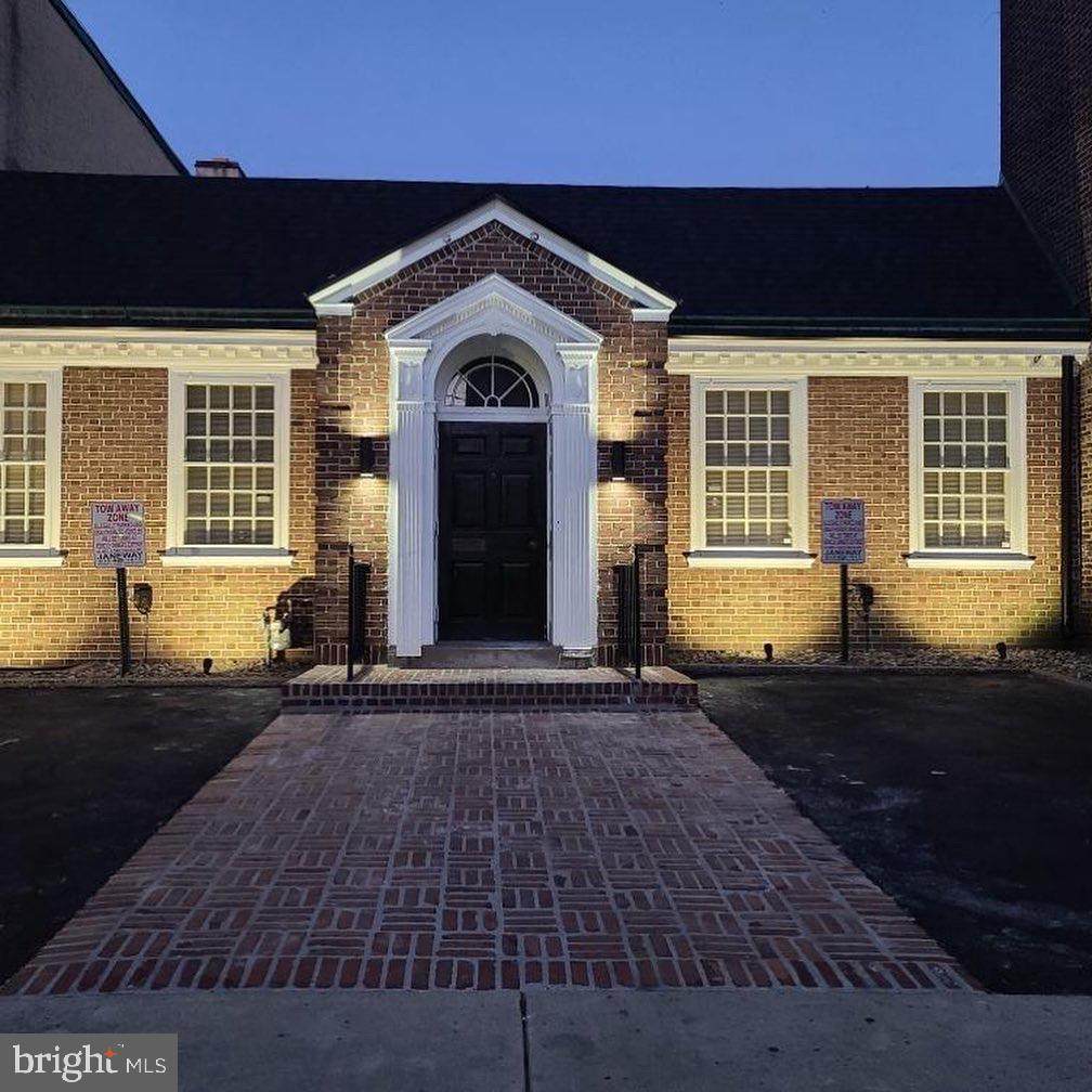 616 Dekalb Street - Photo 1