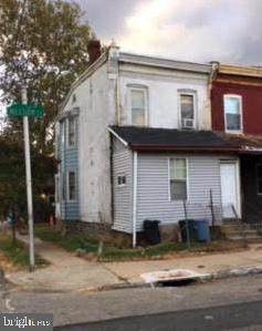 5600 Nelson Street - Photo 1