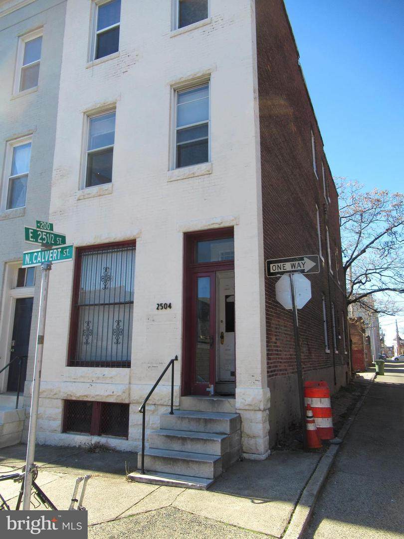 2504 Calvert Street - Photo 1