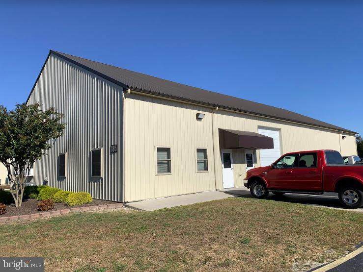 185 Kent Dr - Photo 1