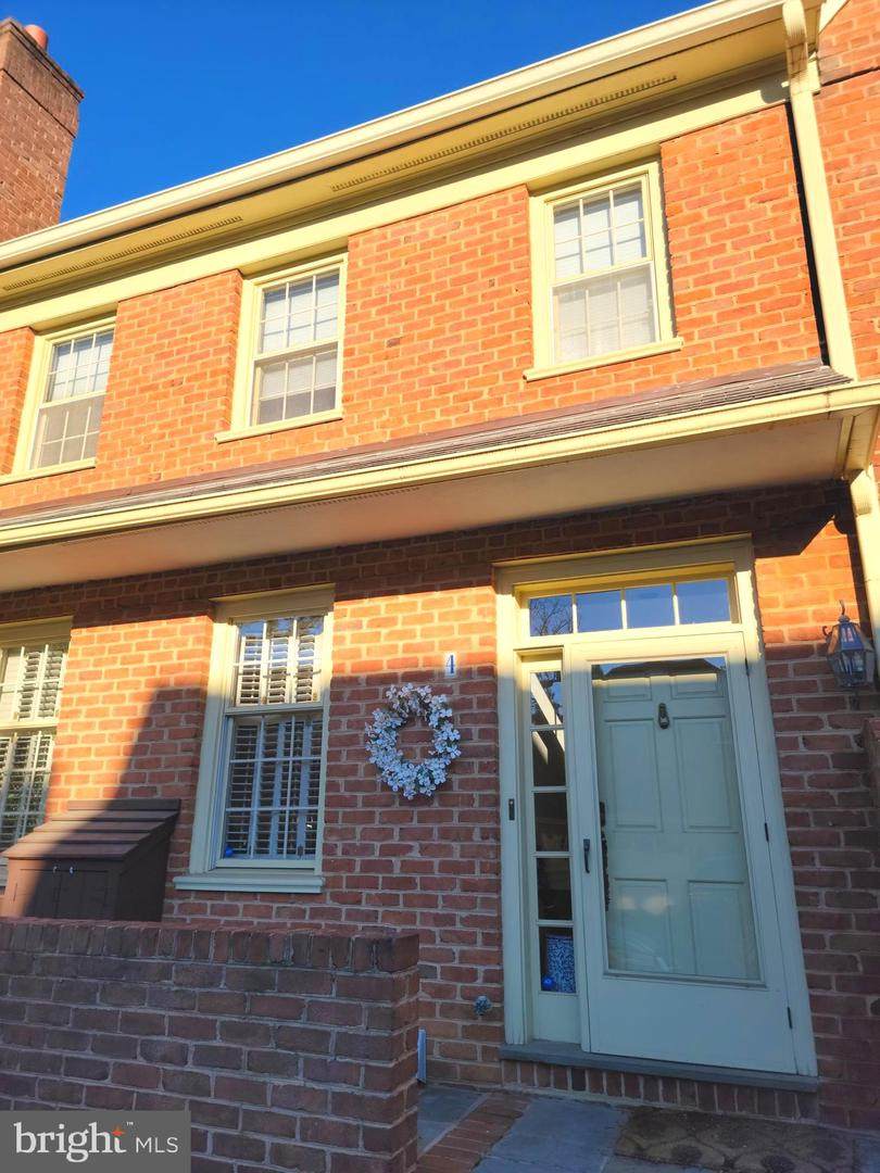 251 Montgomery Avenue - Photo 1