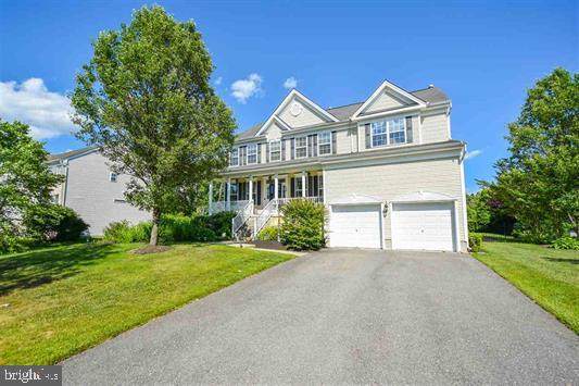 106 Kensington Drive - Photo 1