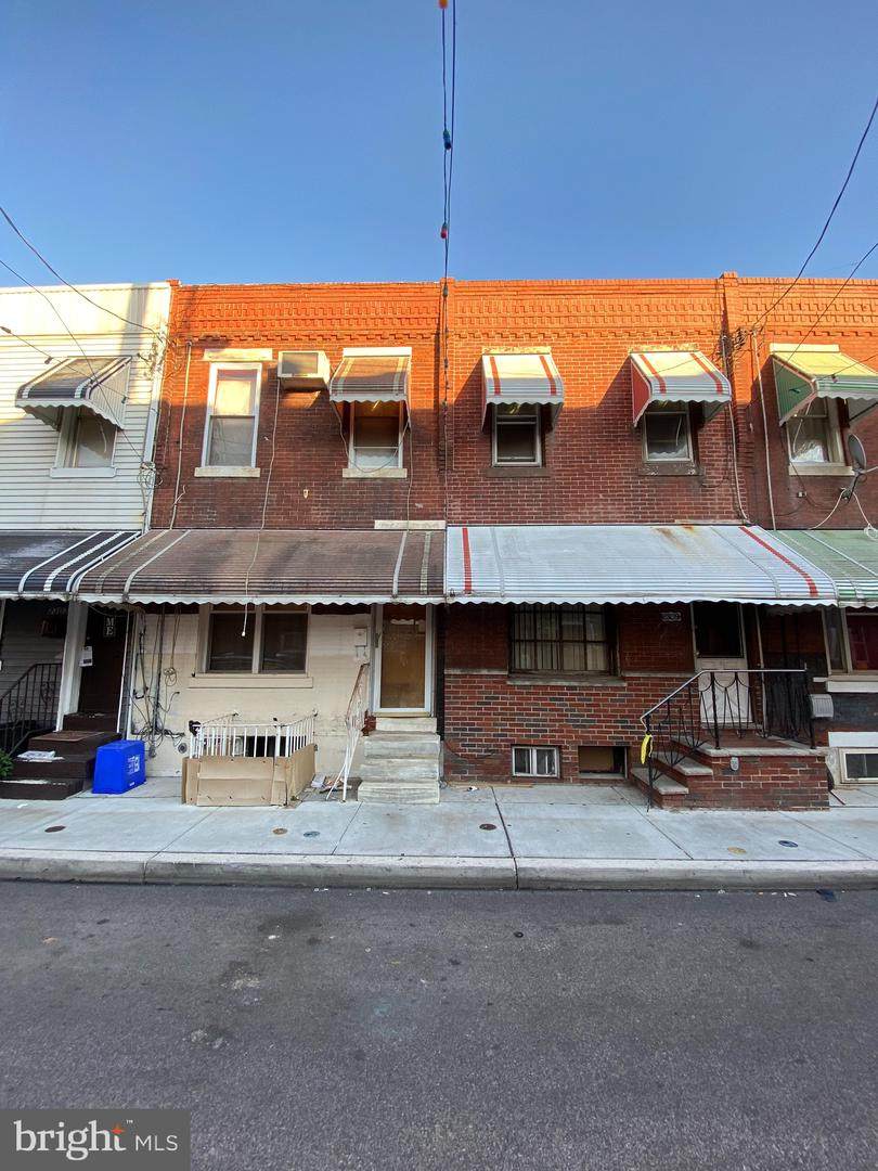 2307 Percy Street - Photo 1