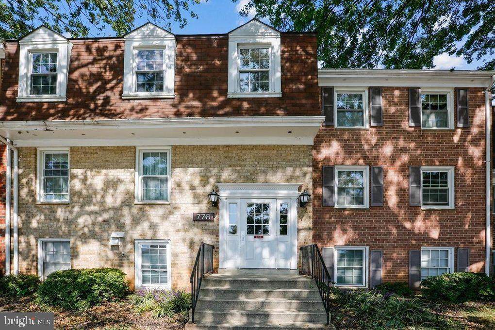 776 Quince Orchard Boulevard - Photo 1