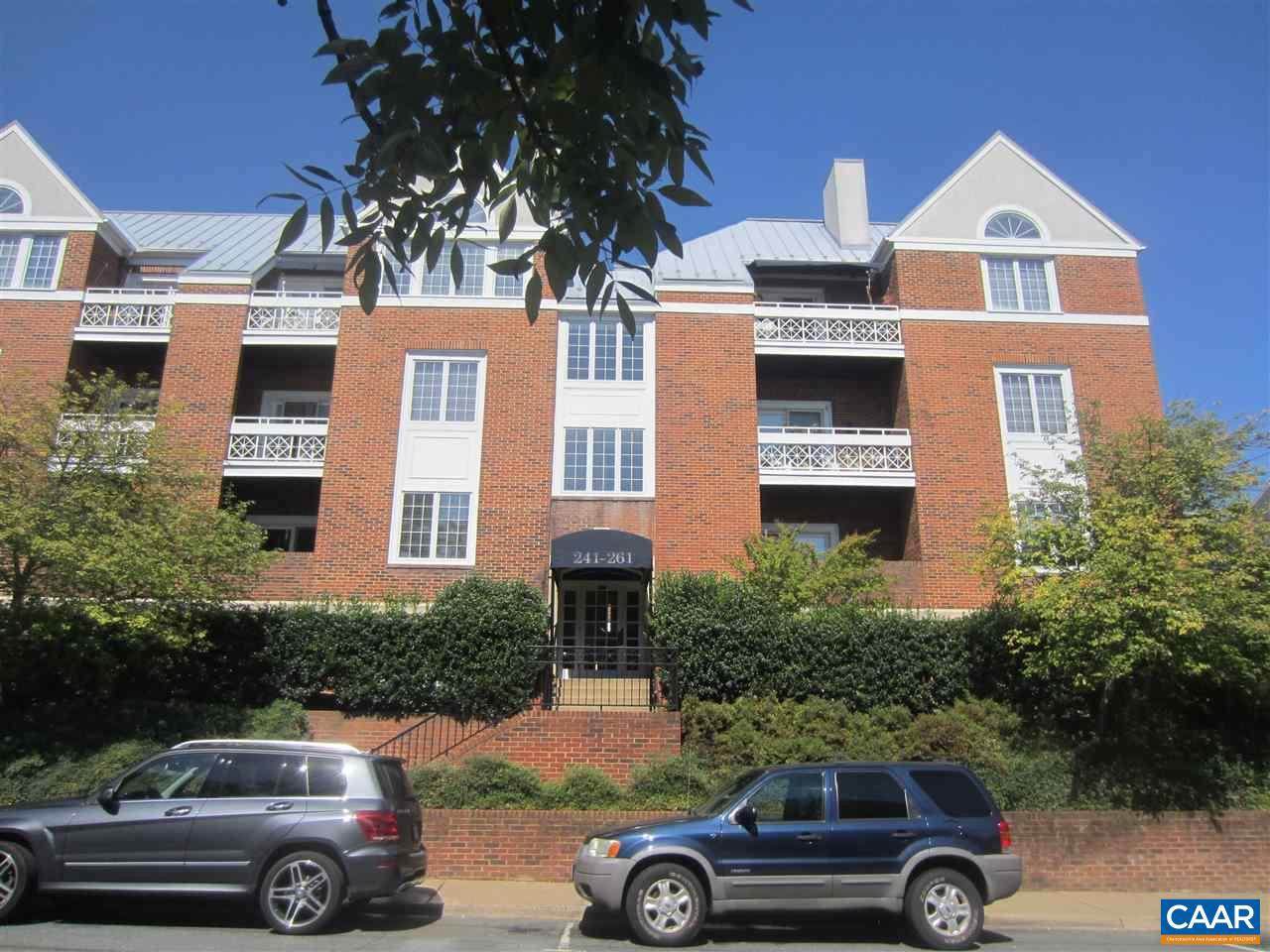 243 Jefferson St - Photo 1