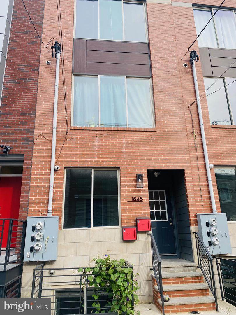 1845 Huntingdon Street - Photo 1