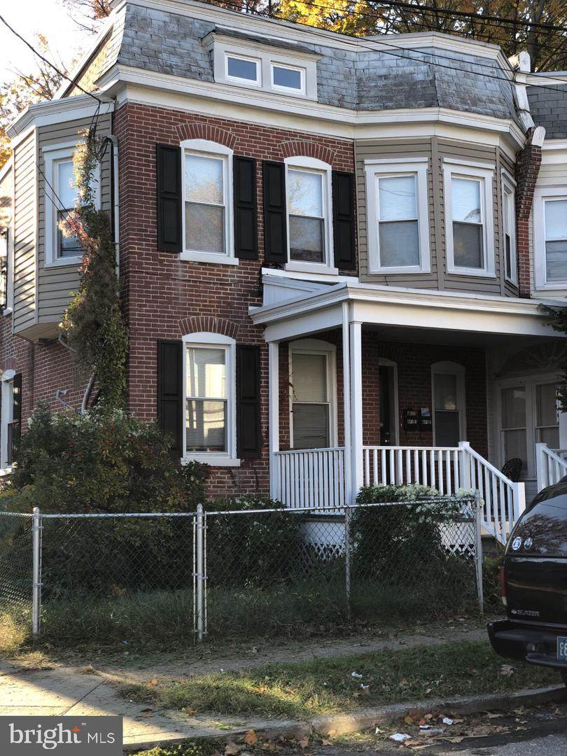 700 26TH Street - Photo 1