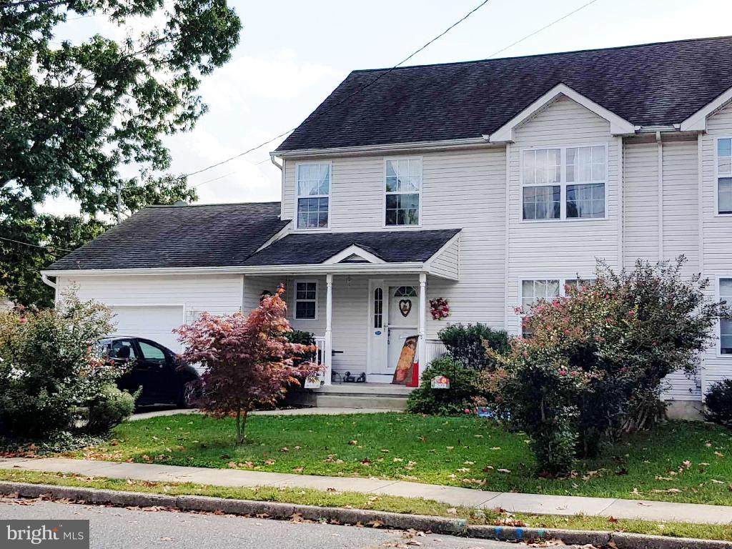 209 Laurel Avenue - Photo 1