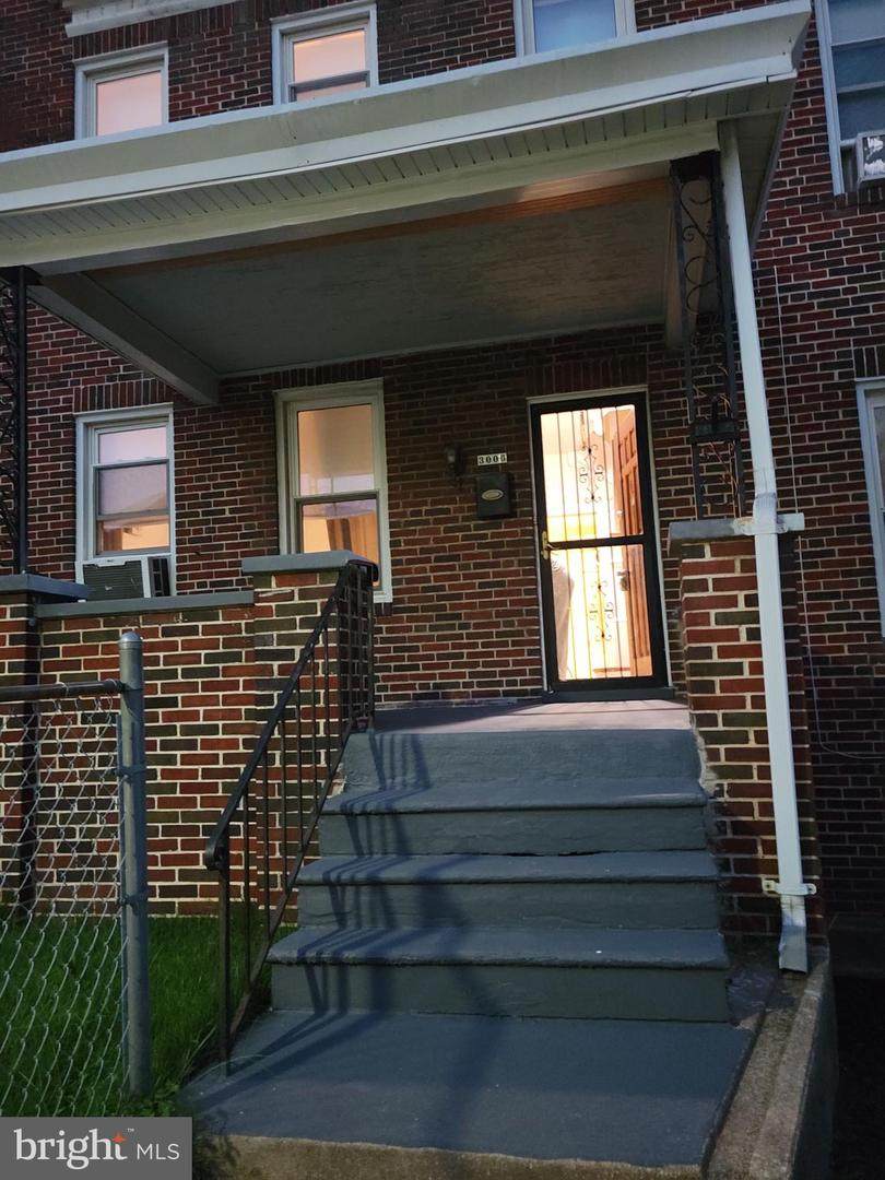 3000 Pelham Avenue - Photo 1
