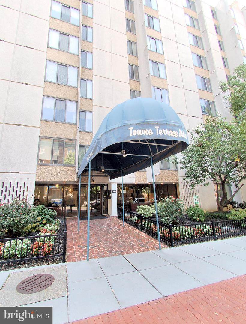1440 N Street - Photo 1