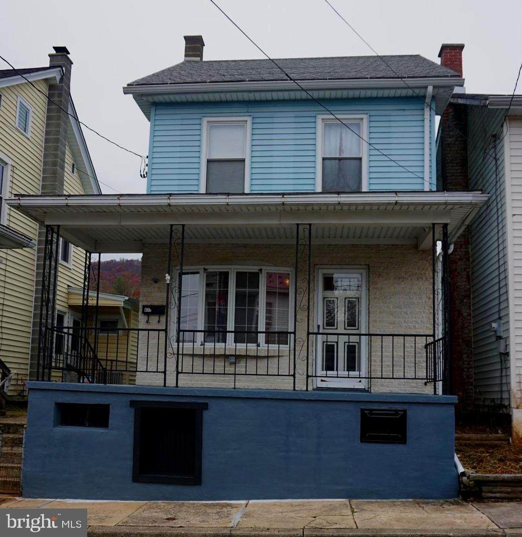 417 Elizabeth Street - Photo 1