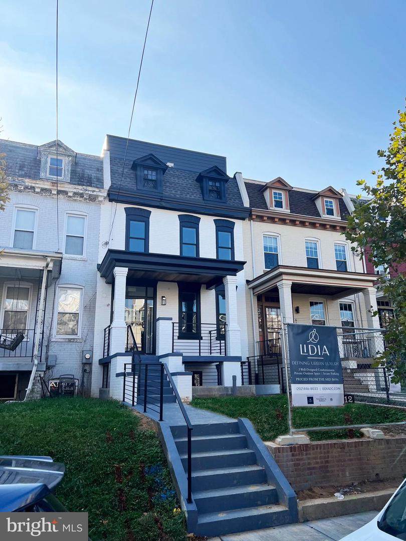 612 Randolph Street - Photo 1