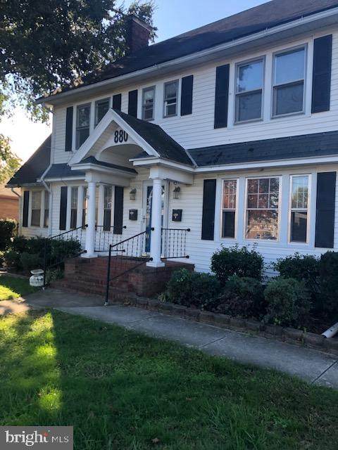 880 State Street - Photo 1