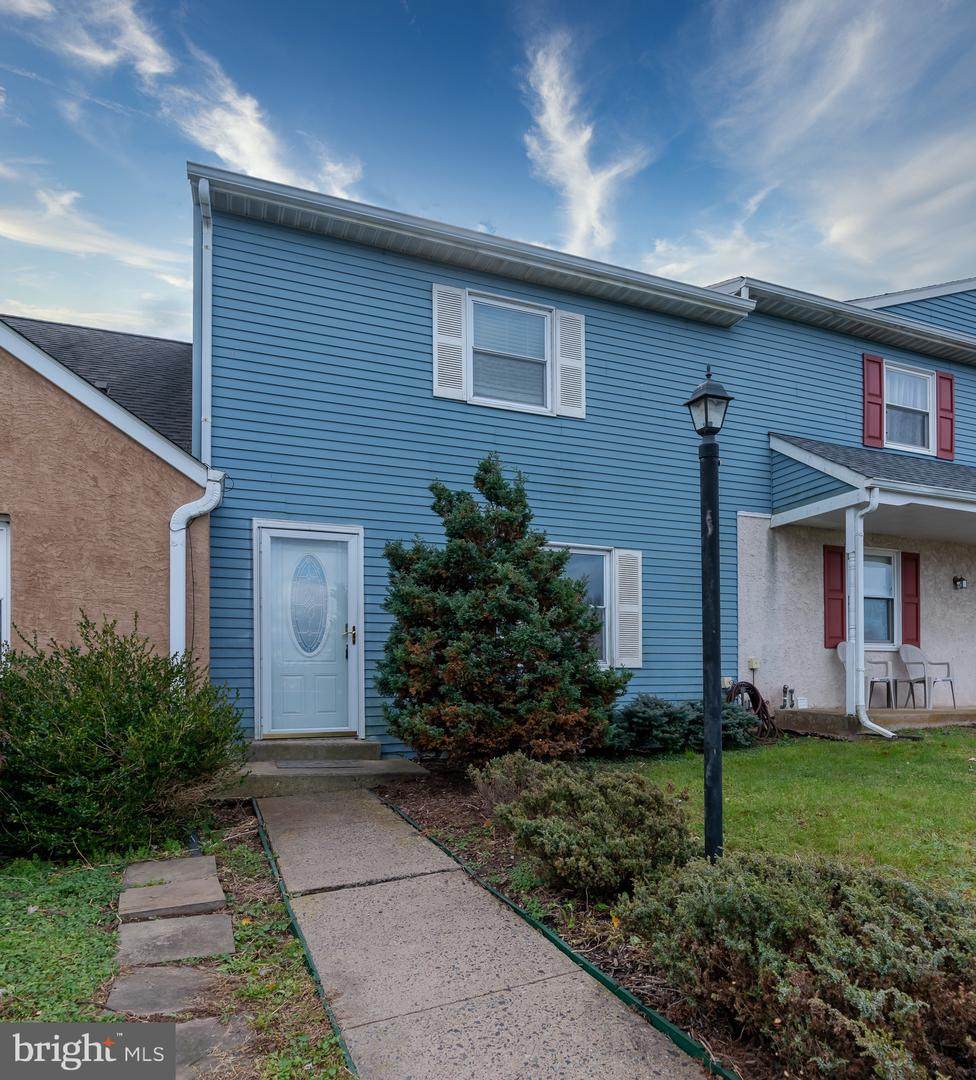 126 Thomas Drive - Photo 1