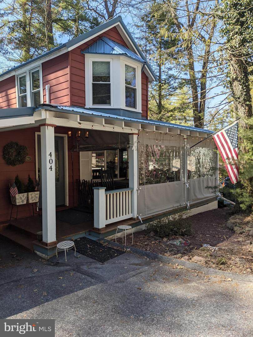 404 3RD Street - Photo 1