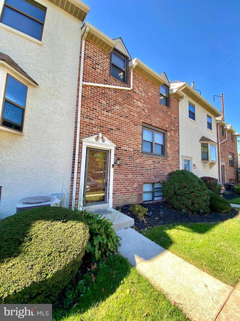 28 Silver Lake Terrace - Photo 1