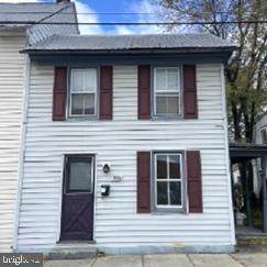 220 College Street - Photo 1