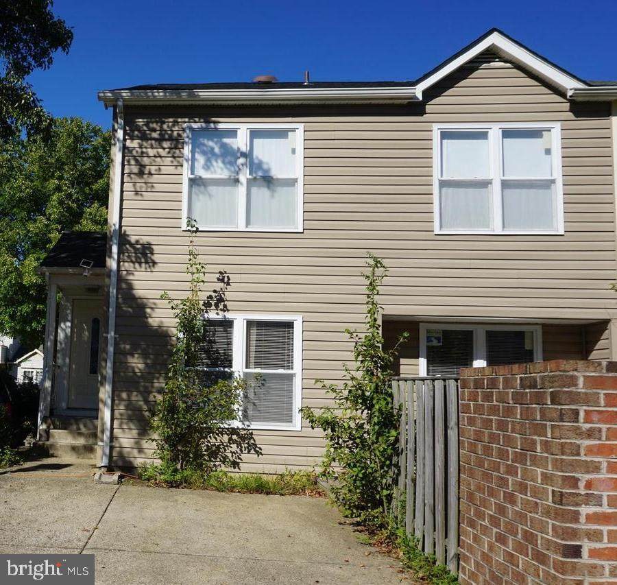 46359 Columbus Drive - Photo 1